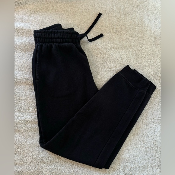 H&M Other - H&M Mens pants size S